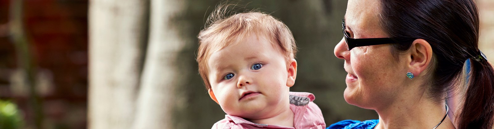 Mother and baby protected by childhood vaccine (Belgium)