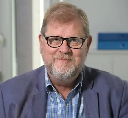 Prof Rob Booy